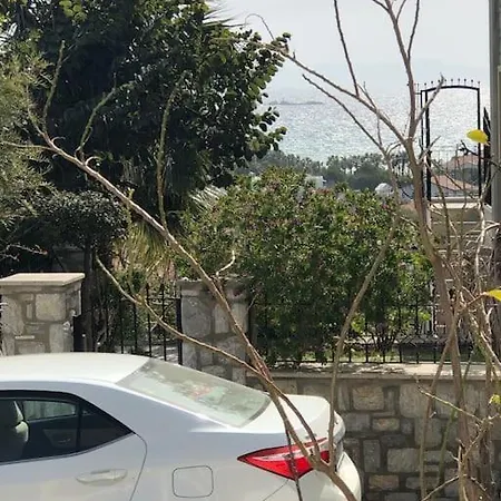 Oezalp Evleri ,datca Merkezde,deniz Manzarali * Datca